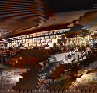 Evolve Spirits Bar - Accommodation Whitsundays