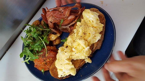 Cafe Feoh - Accommodation Whitsundays 0