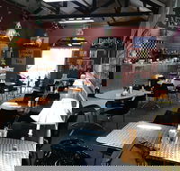 Mai's Kitchen Rules Cafe - Accommodation Whitsundays