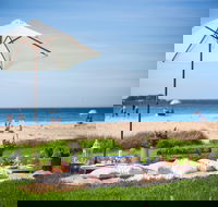 Picnic by the Sea - Accommodation Whitsundays