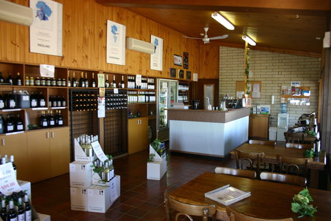 Willow Point Wines Cellar Door And Bottle Shop - Accommodation Whitsundays 2