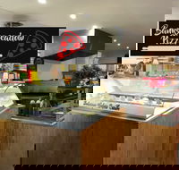 Banksmeadow Pizza - Accommodation Whitsundays
