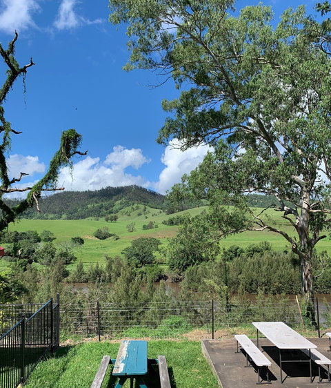 Bellbrook Hotel - Accommodation Whitsundays 1