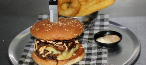 Magnums Bistro - Accommodation Whitsundays 3