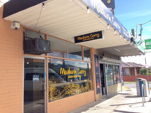 Madam Curry - Accommodation Whitsundays 0