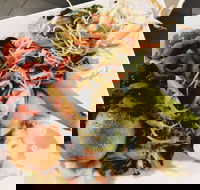 Star Buffet - Accommodation Whitsundays