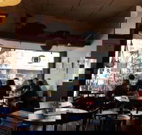 One Earth Cafe - Accommodation Whitsundays