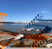 Oyster HQ - Accommodation Whitsundays