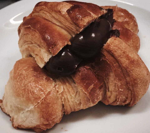 ROMA Capoccia - Accommodation Whitsundays 0