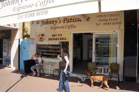 Johnny's Patisserie - Accommodation Whitsundays 0