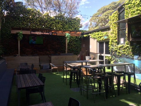 Northbridge Hotel Bistro - Accommodation Whitsundays 0