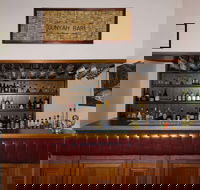 McNevin's Gunyah Restaurant - Accommodation Whitsundays