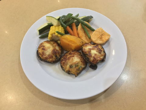 Diggers By The Park - Accommodation Whitsundays 0