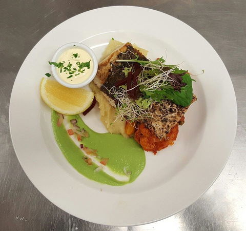 Himalayan Alfresco Restaurant & Cafe - Accommodation Whitsundays 0