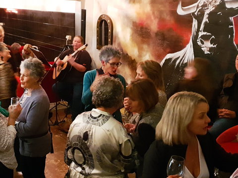 Bull Bar & Gallery - Accommodation Whitsundays 1