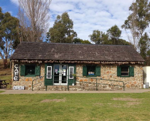 Crofters Cottage Cafe - Accommodation Whitsundays 0