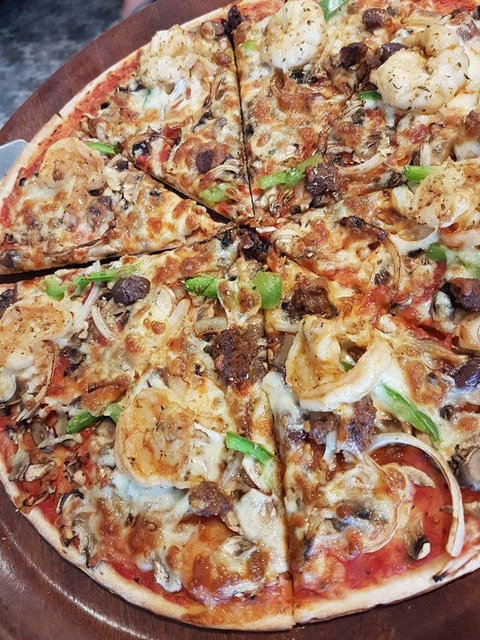 Inferno Pizzeria - Accommodation Whitsundays 0