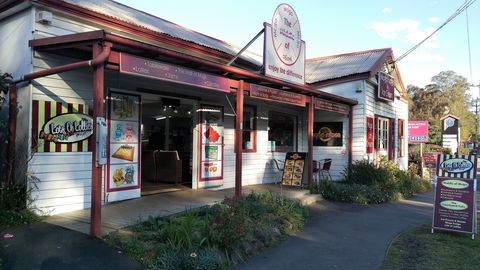 Mogo Fudge And Ice Cream /  Courtyard Cafe / Lots Of Lollies Mogo - Accommodation Whitsundays 0