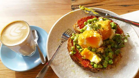 Two Birds Cafe - Accommodation Whitsundays 0