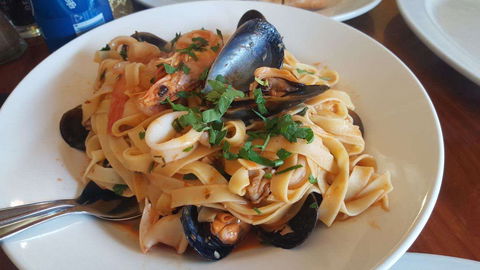 Oliver's - Accommodation Whitsundays 0