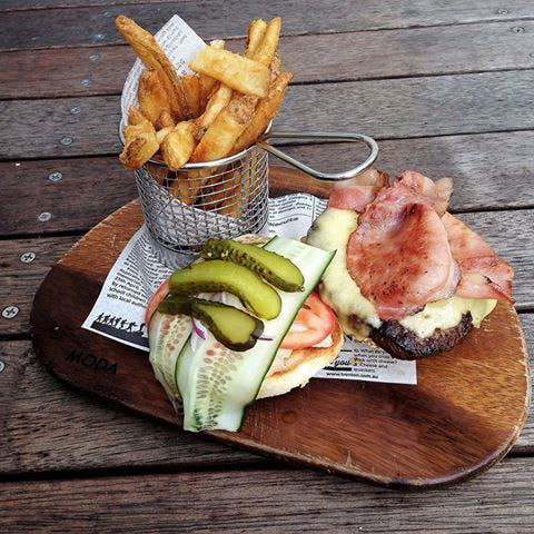 Chapter & Verse Bar And Lounge - Accommodation Whitsundays 0