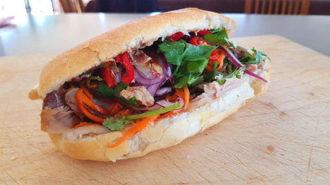 Jumpz Burger Bar - Accommodation Whitsundays 0