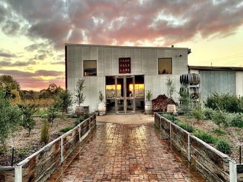 Nashdale Lane Wines Cellar Door - Accommodation Whitsundays 1