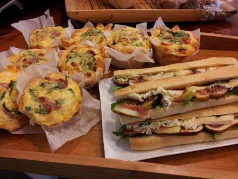 Red Bird - Accommodation Whitsundays 0