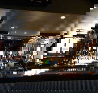 The Alpine Hotel - Accommodation Whitsundays