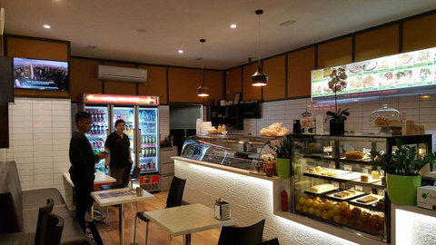 Window Cafe - Accommodation Whitsundays 0