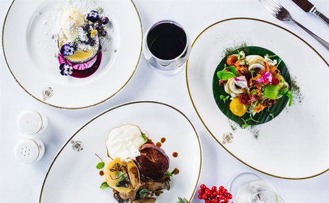 SJ's Brasserie - Accommodation Whitsundays 0