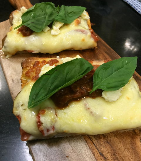 Martinelli Pizza Bar - Accommodation Whitsundays 4