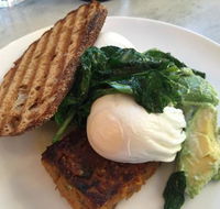 Cafe Lola - Accommodation Whitsundays