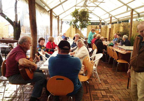 Ken's Humble Pie Shop - Accommodation Whitsundays 7