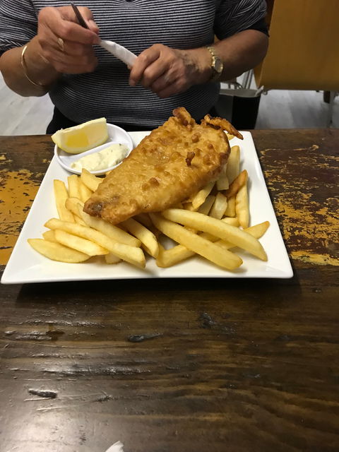 Red Deer Cafe - Accommodation Whitsundays 3