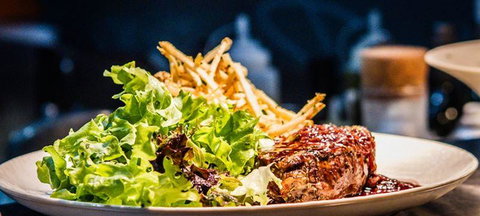 Periwinkle Restaurant - Accommodation Whitsundays 6