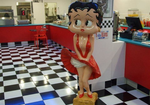 RJ's Rock N Roll Diner - Accommodation Whitsundays 10