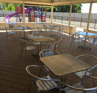 Country Cafe - Accommodation Whitsundays