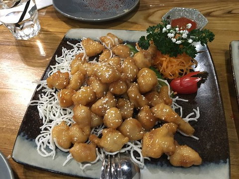 MO Charcoal Alley - Accommodation Whitsundays 0