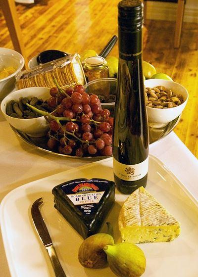 Twelve Stones - Accommodation Whitsundays 0