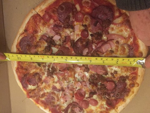 Elvis Pizza - Accommodation Whitsundays 0