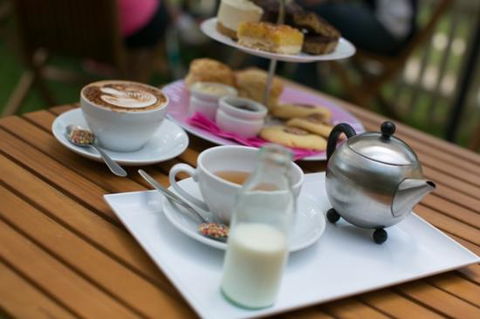 Miss Nellie's Cafe - Accommodation Whitsundays 9