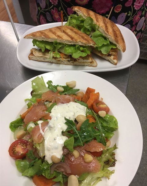 Miss Nellie's Cafe - Accommodation Whitsundays 8