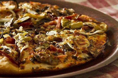 Hungry Wolf’s Wyoming Pizza & Pasta - Accommodation Whitsundays 2