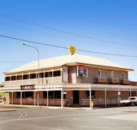 Austral Hotel - Accommodation Whitsundays