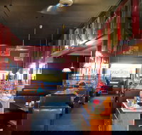 Lous Cafe Restaurant - Accommodation Whitsundays