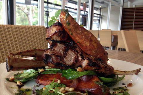 Empire Bay Tavern - Accommodation Whitsundays 2