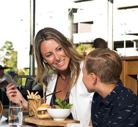 View Restaurant Peppers Noosa - Accommodation Whitsundays 6