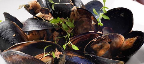 A La Bouffe Bar & Bistro - Accommodation Whitsundays 3