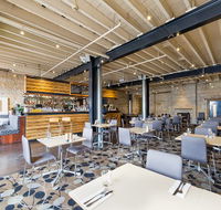 Customs House Waterfront Hotel Restaurant - Accommodation Whitsundays